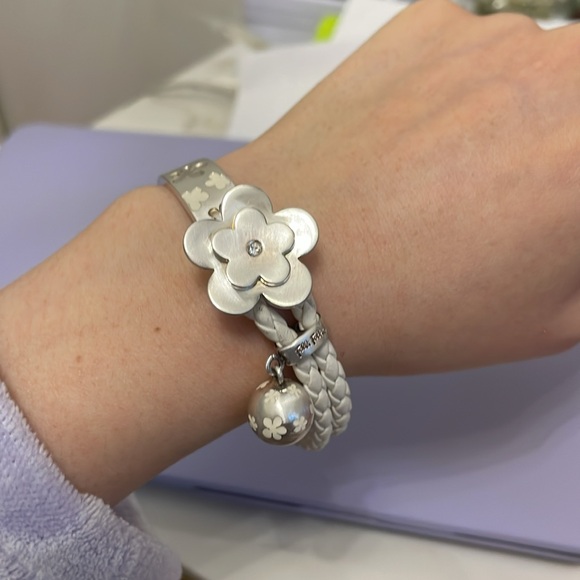 bracelet - Picture 2 of 2